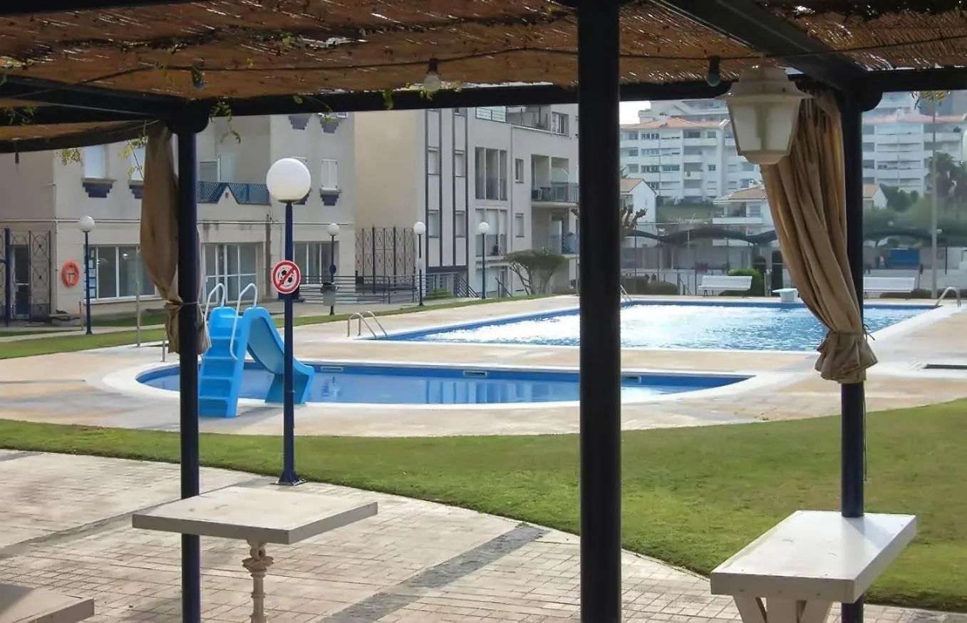 La Marina Sea Front By Hello Homes Sitges Espanha
