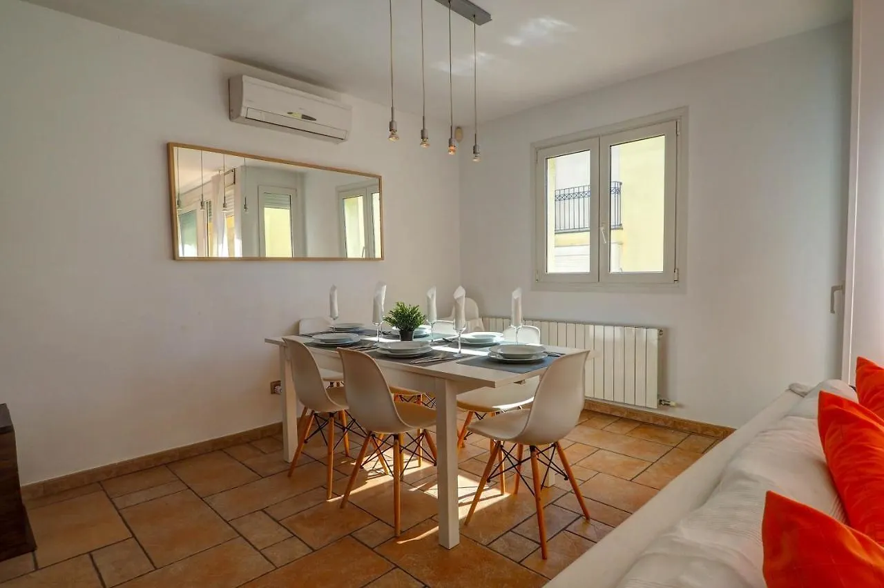 La Marina Sea Front By Hello Homes Sitges 0*,  Espanha